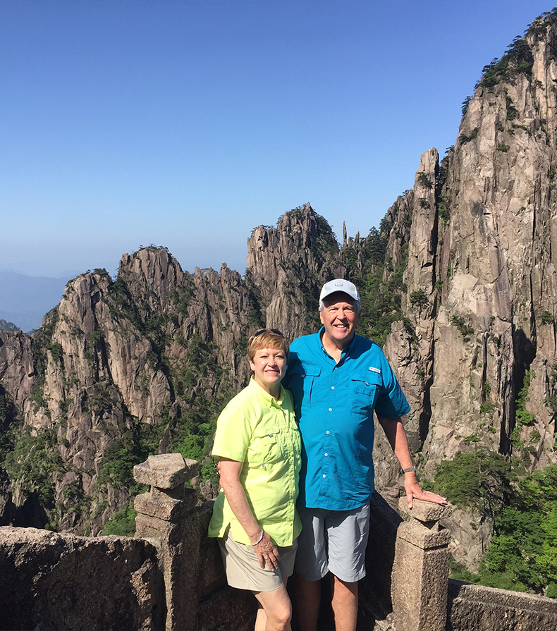 Mary and Peter from US customized a 24 days Beijing Datong Xian Luoyang Guilin Hangzhou Huangshan Suzhou and Shanghai Tour