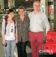 Anya and Jerzy from Canada Tailor-made a China Tour to Beijing, Xian, Yangtze River Cruise, Guilin, Yangshuo and Hong Kong.