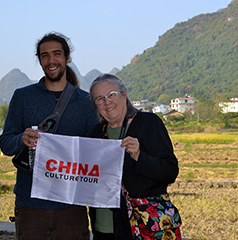 Sandy from America customized a 13 Days China tour package to Beijing, Xian, Guilin and Hong Kong.
