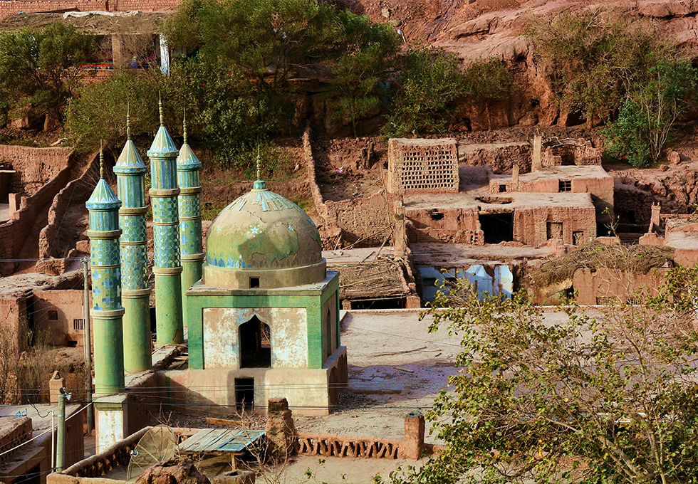 Tuyugou Canyon and Maza Village