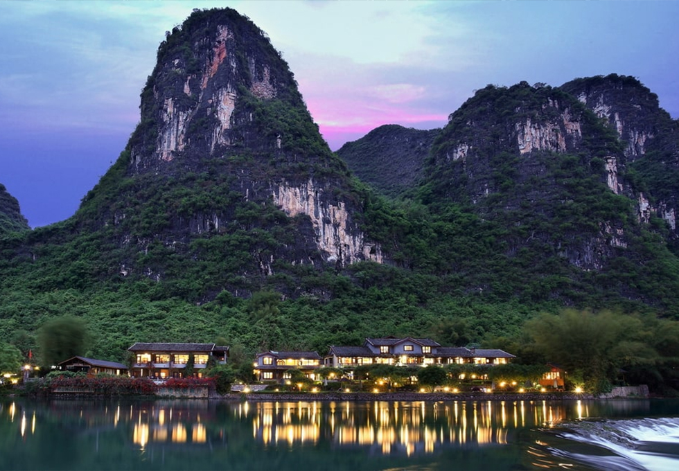 Yangshuo Mountain Retreat